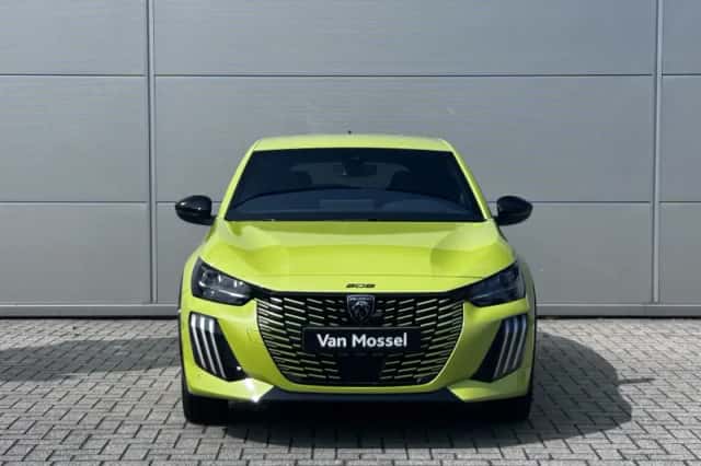 Peugeot e-208 (2024) thumbnail 3