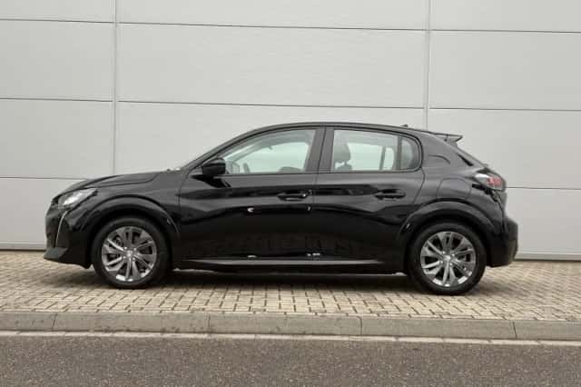 Peugeot e-208 (2022) thumbnail 3