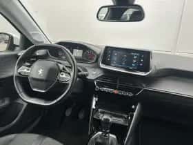 Peugeot 208 (2021) thumbnail 11