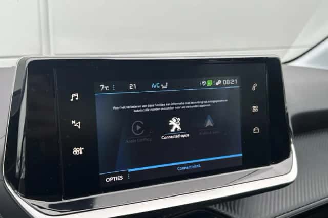 Peugeot 208 (2021) thumbnail 15