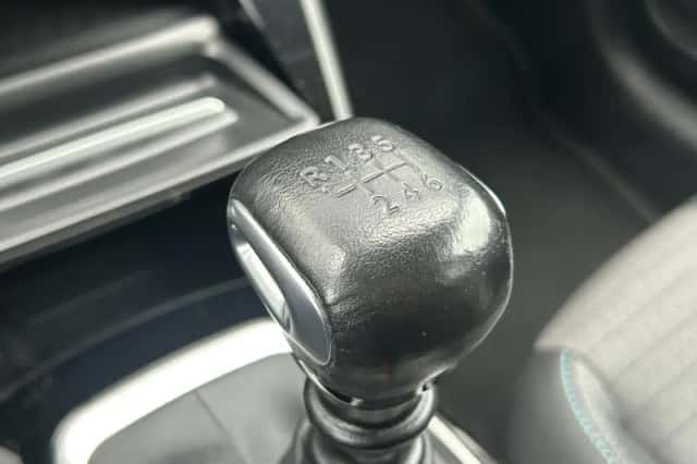 Peugeot 208 (2021) thumbnail 20