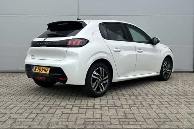 Peugeot 208 (2021) thumbnail 6