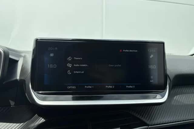Peugeot 208 (2023) thumbnail 14
