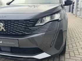 Peugeot 3008 (2022) thumbnail 11