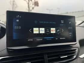Peugeot 3008 (2022) thumbnail 17