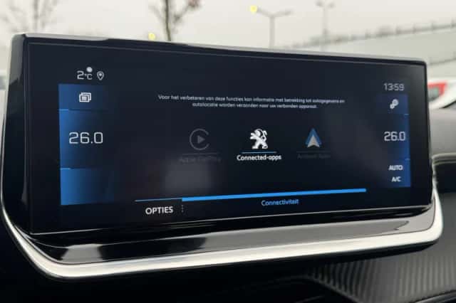 Peugeot 2008 (2020) thumbnail 28