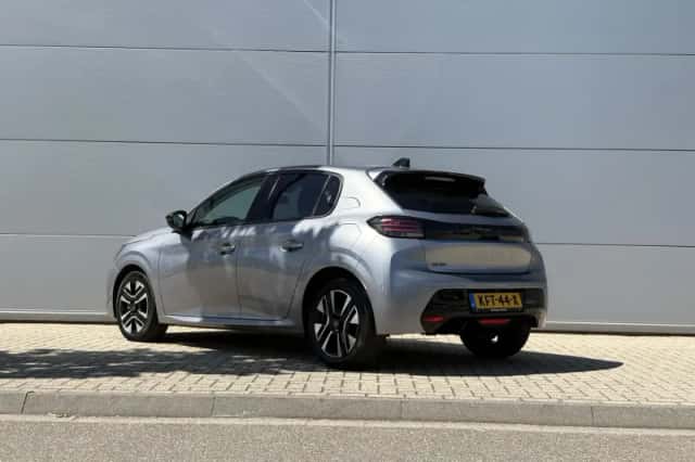 Peugeot 208 (2025) thumbnail 4
