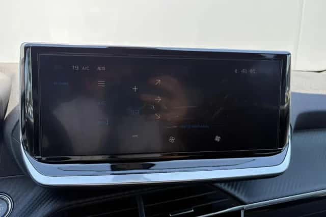 Peugeot 2008 (2025) thumbnail 13