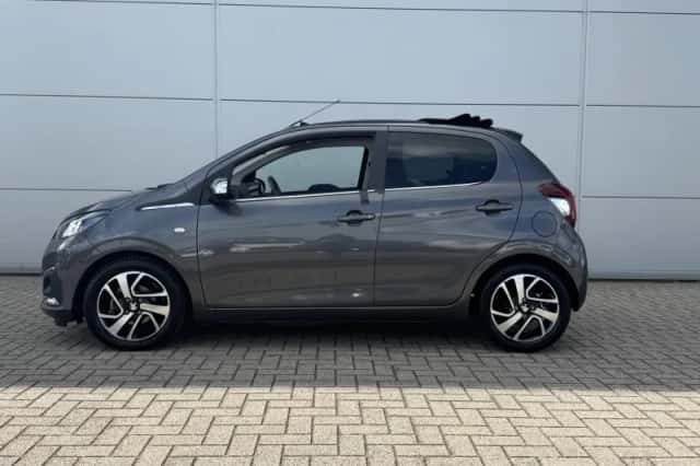 Peugeot 108 (2021) thumbnail 3