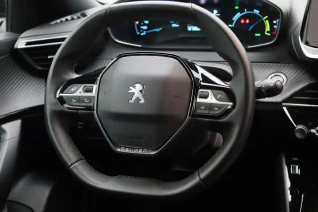 Peugeot e-2008 (2023) thumbnail 11