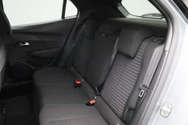Peugeot e-2008 (2023) thumbnail 13