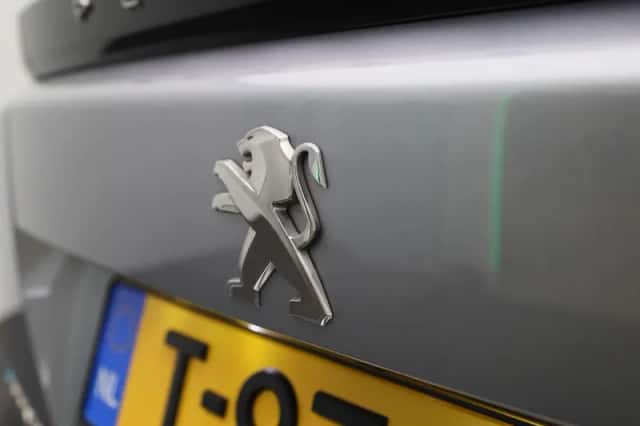 Peugeot e-2008 (2023) thumbnail 31