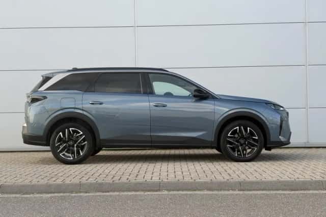 Peugeot 5008 (2025) thumbnail 7