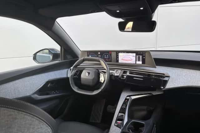 Peugeot 5008 (2025) thumbnail 10