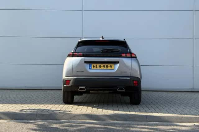 Peugeot 2008 (2025) thumbnail 4