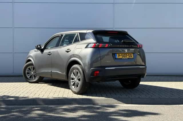 Peugeot 2008 (2022) thumbnail 4