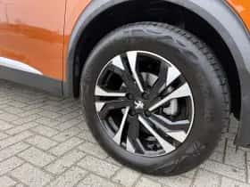 Peugeot 2008 (2023) thumbnail 25