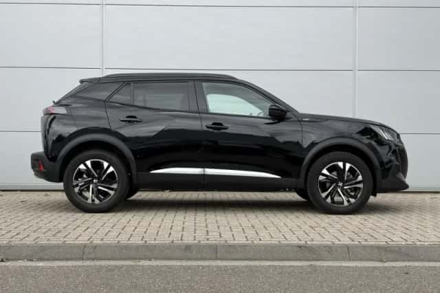 Peugeot 2008 (2023) thumbnail 6