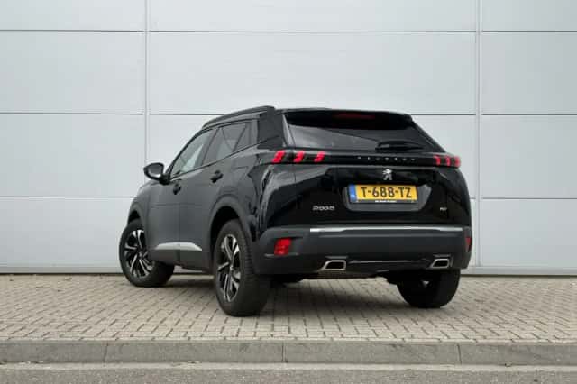 Peugeot 2008 (2023) thumbnail 4