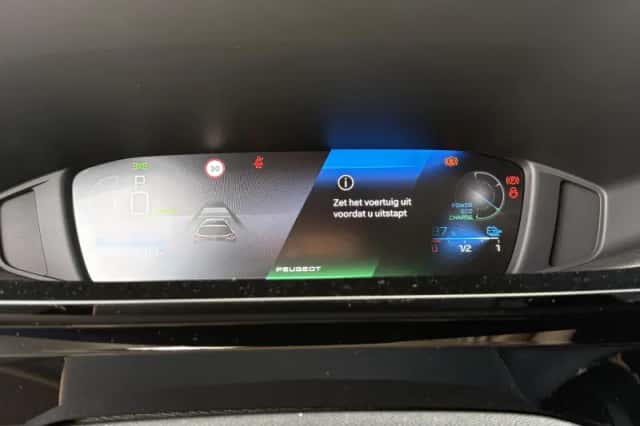 Peugeot e-308 (2024) thumbnail 12