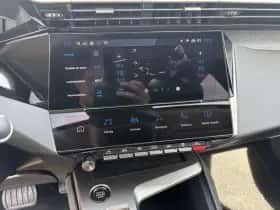 Peugeot e-308 (2024) thumbnail 18