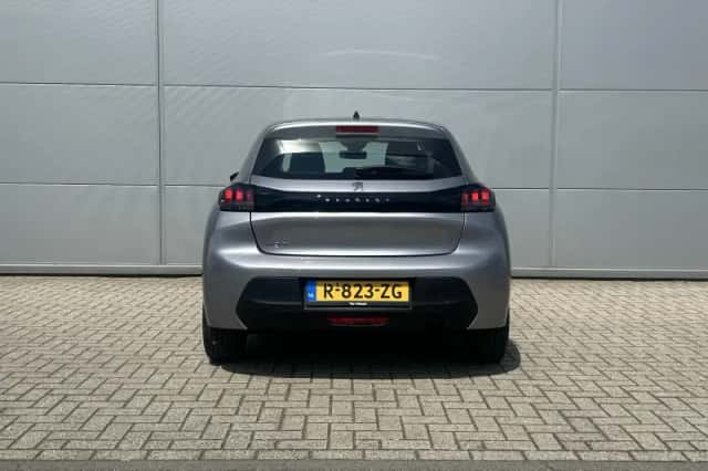 Peugeot 208 (2022) thumbnail 4