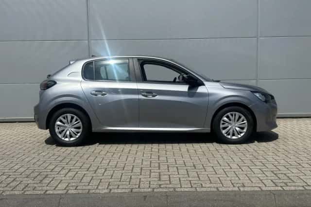 Peugeot 208 (2022) thumbnail 6
