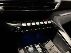 Peugeot 3008 (2024) thumbnail 25