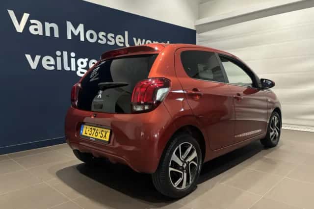 Peugeot 108 (2021) thumbnail 2