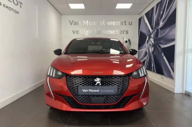 Peugeot 208 (2021) thumbnail 3