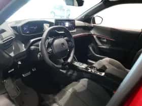 Peugeot e-2008 (2024) thumbnail 4