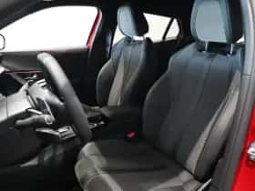 Peugeot e-2008 (2024) thumbnail 5