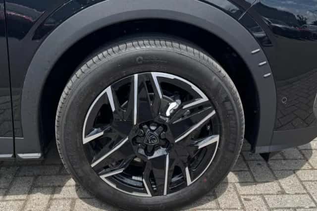 Peugeot 3008 (2025) thumbnail 6