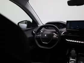Peugeot 3008 (2023) thumbnail 10