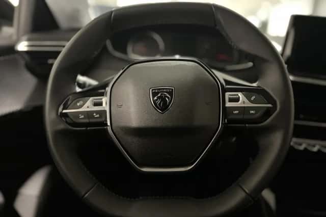 Peugeot 208 (2025) thumbnail 5