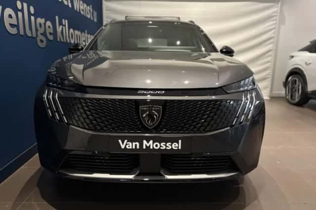 Peugeot E-5008 (2026) thumbnail 2