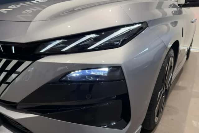 Peugeot 308 (2025) thumbnail 5