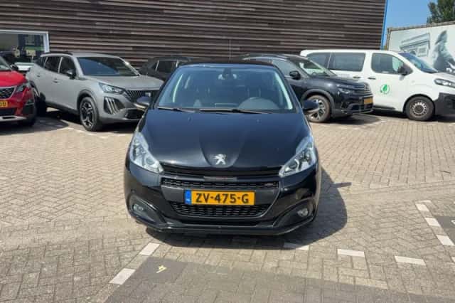 Peugeot 208 (2018) thumbnail 6
