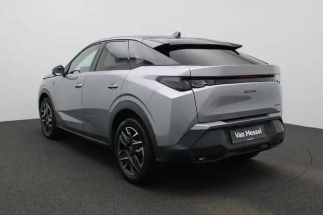 Peugeot 3008 (2025) thumbnail 2