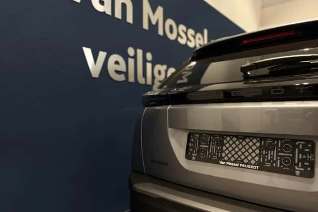 Peugeot 2008 (2025) thumbnail 3