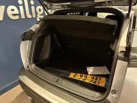 Peugeot 2008 (2025) thumbnail 6