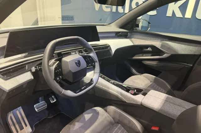 Peugeot e-3008 (2026) thumbnail 6