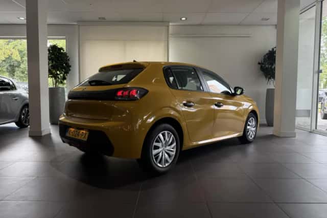 Peugeot 208 (2021) thumbnail 6