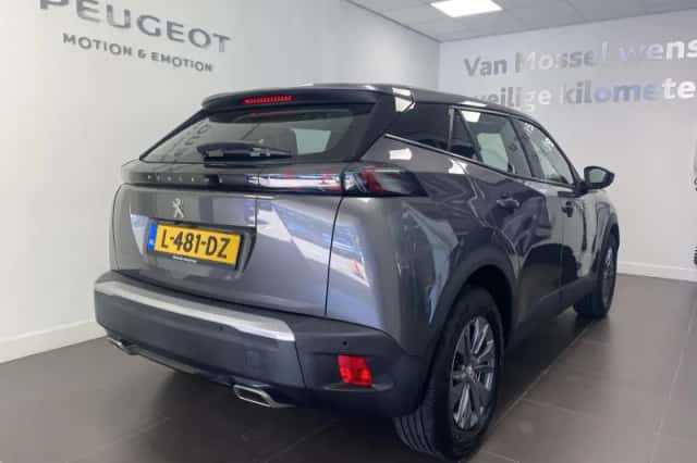 Peugeot 2008 (2021) thumbnail 3