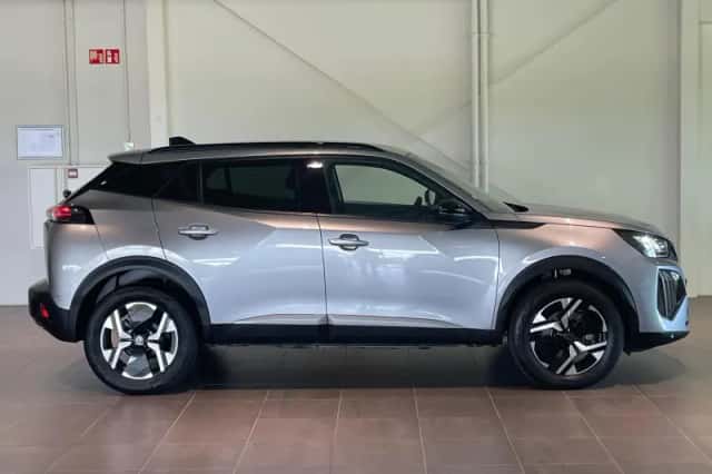 Peugeot 2008 (2025) thumbnail 4