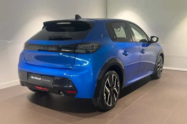 Peugeot 208 (2024) thumbnail 3