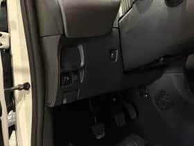 Peugeot 108 (2021) thumbnail 19