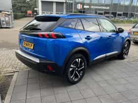 Peugeot e-2008 (2020) thumbnail 4