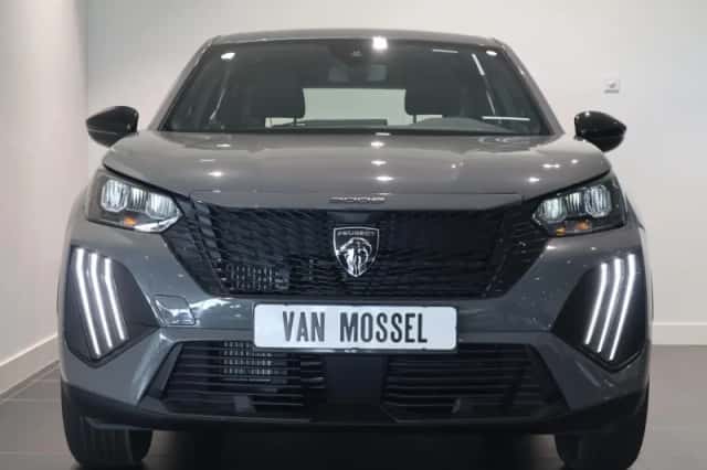 Peugeot 2008 (2024) thumbnail 2