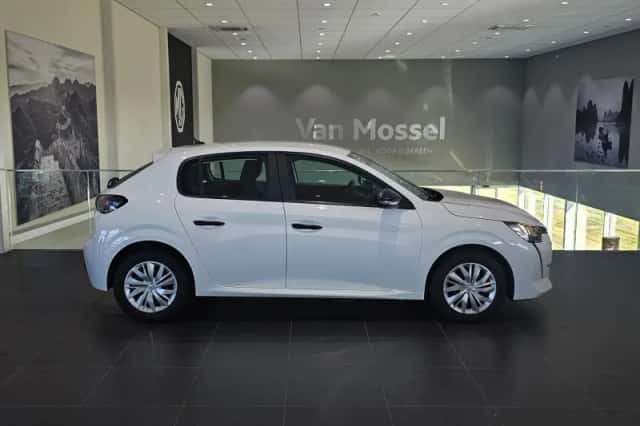 Peugeot 208 (2022) thumbnail 6